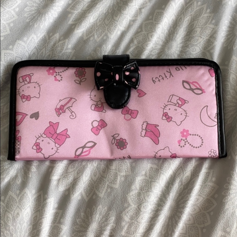 Hello Kitty wallet